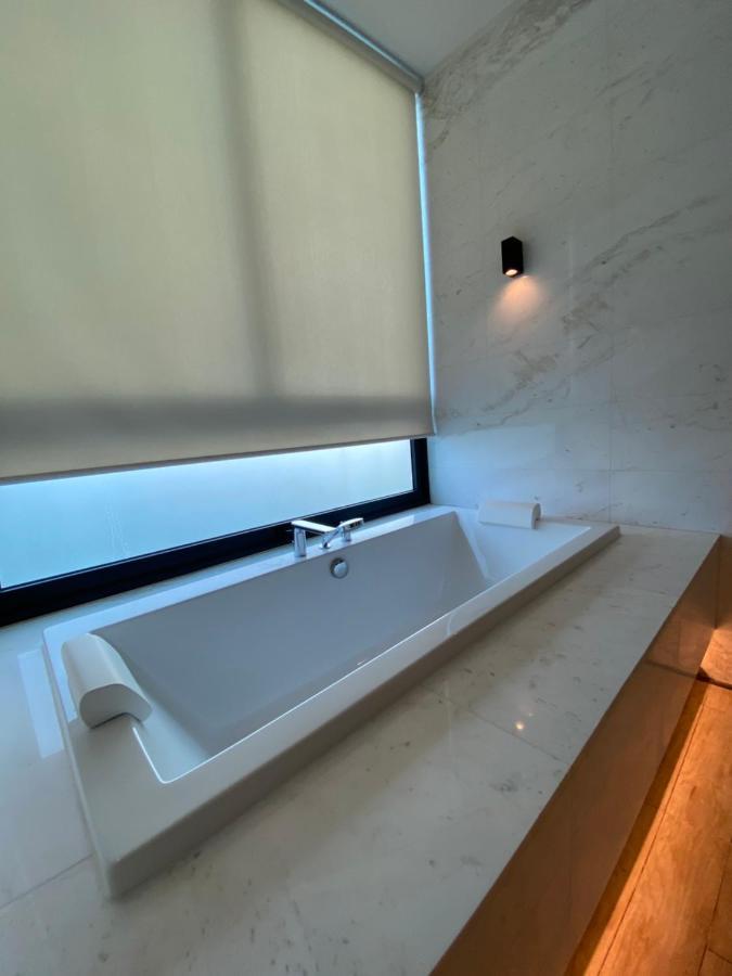 Ikiru 18 Private Saltwater Pool Villa, 3 Ensuite Br, Outdoor Bbq, 5 Mins To Beach Пантай-Сенанг Экстерьер фото