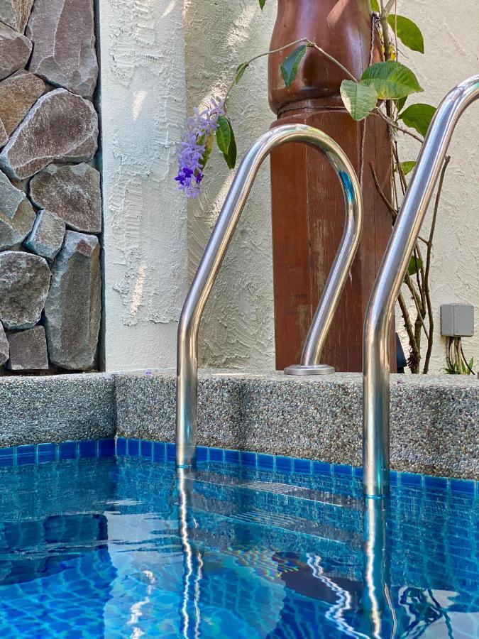Ikiru 18 Private Saltwater Pool Villa, 3 Ensuite Br, Outdoor Bbq, 5 Mins To Beach Пантай-Сенанг Экстерьер фото